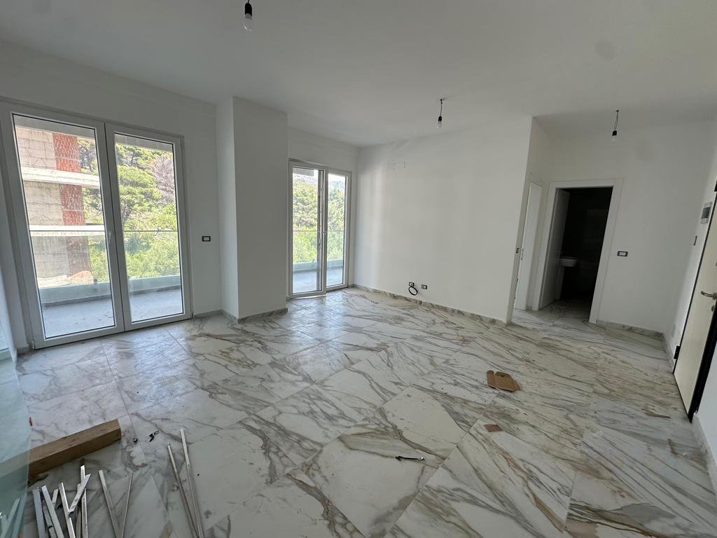 Luxusní apartmán 75,2 m² (2+kk v rezidenci u moře) — Rana e Hedhun, Shëngjin