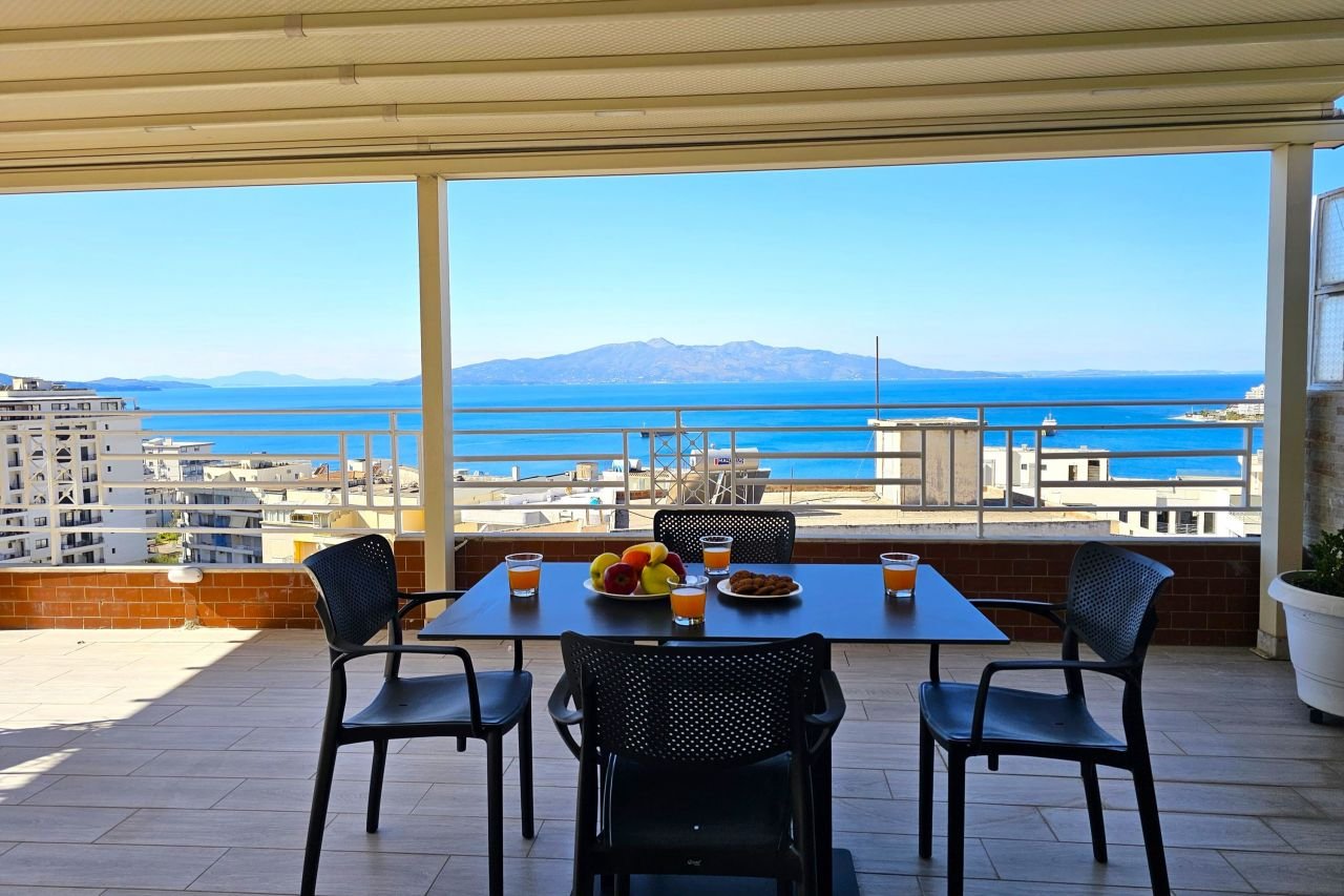 Penthouse 3+kk s přímým výhledem na moře