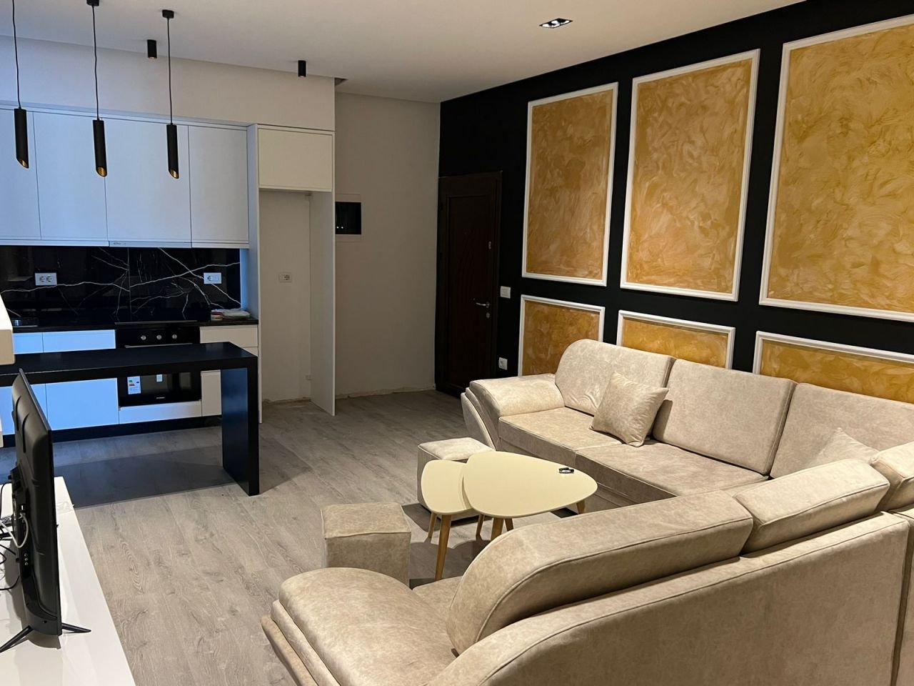 Apartmán 2+kk v centru Sarandy