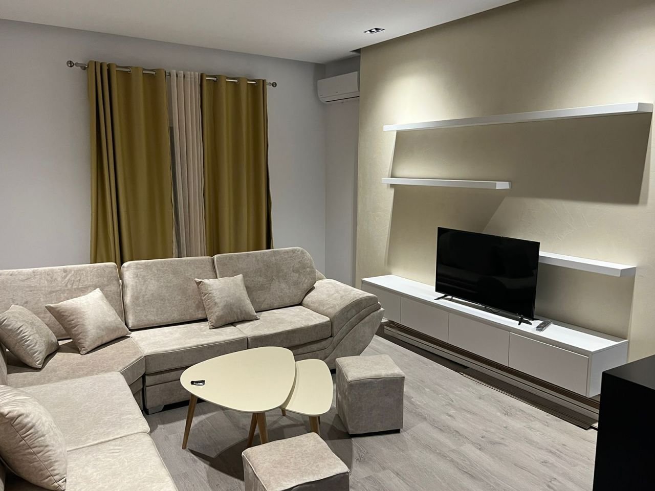 Apartmán 2+kk v centru Sarandy