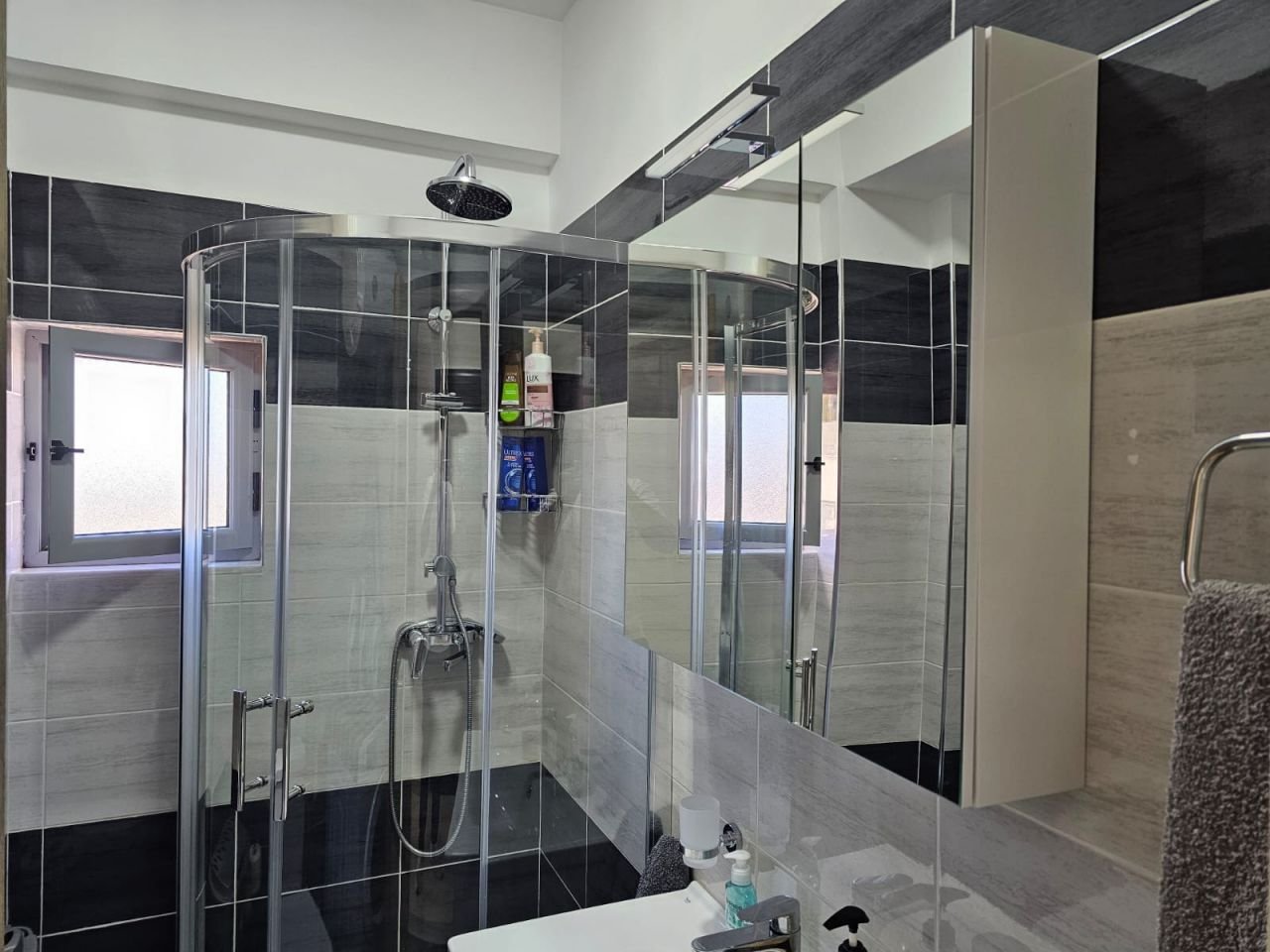 Apartmán 2+kk v centru Sarandy