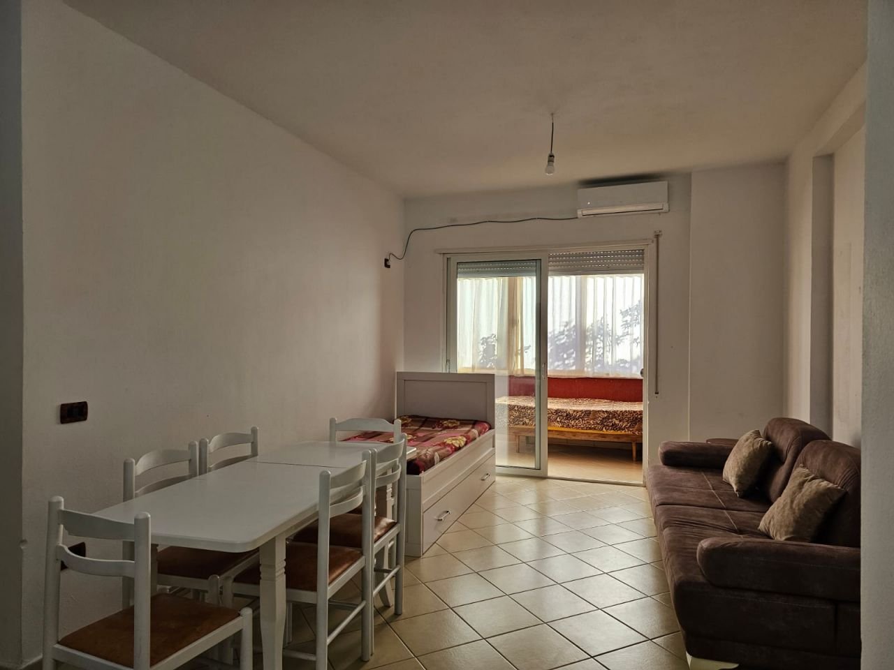 Apartmán 2+kk v Sarandě