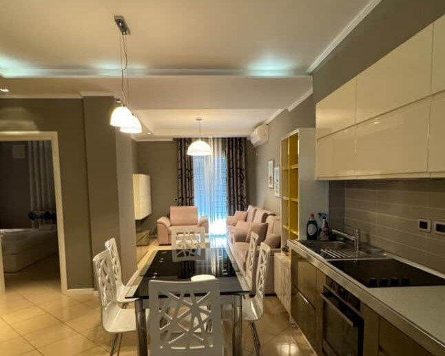 Apartmán 3+kk jen 2 minuty od pláže – Vlora