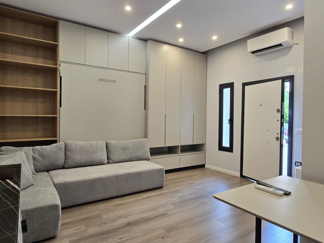 Apartmán na Lungomare - 1kk ve Vloře