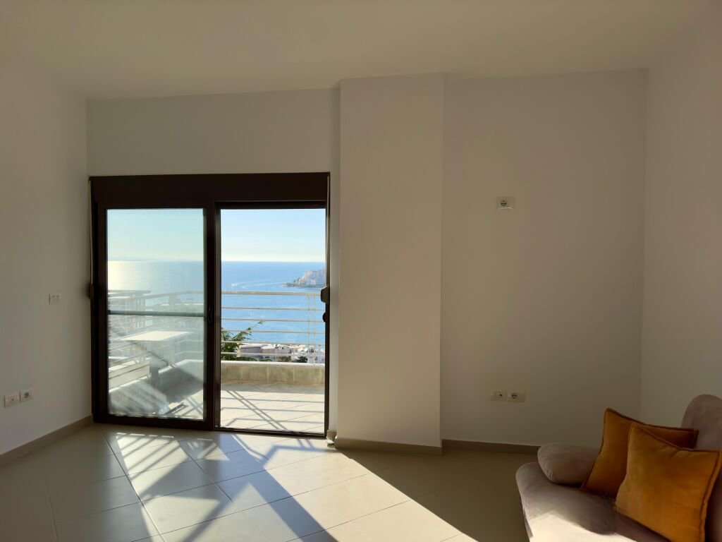 Apartmán 3+kk v Sarandě