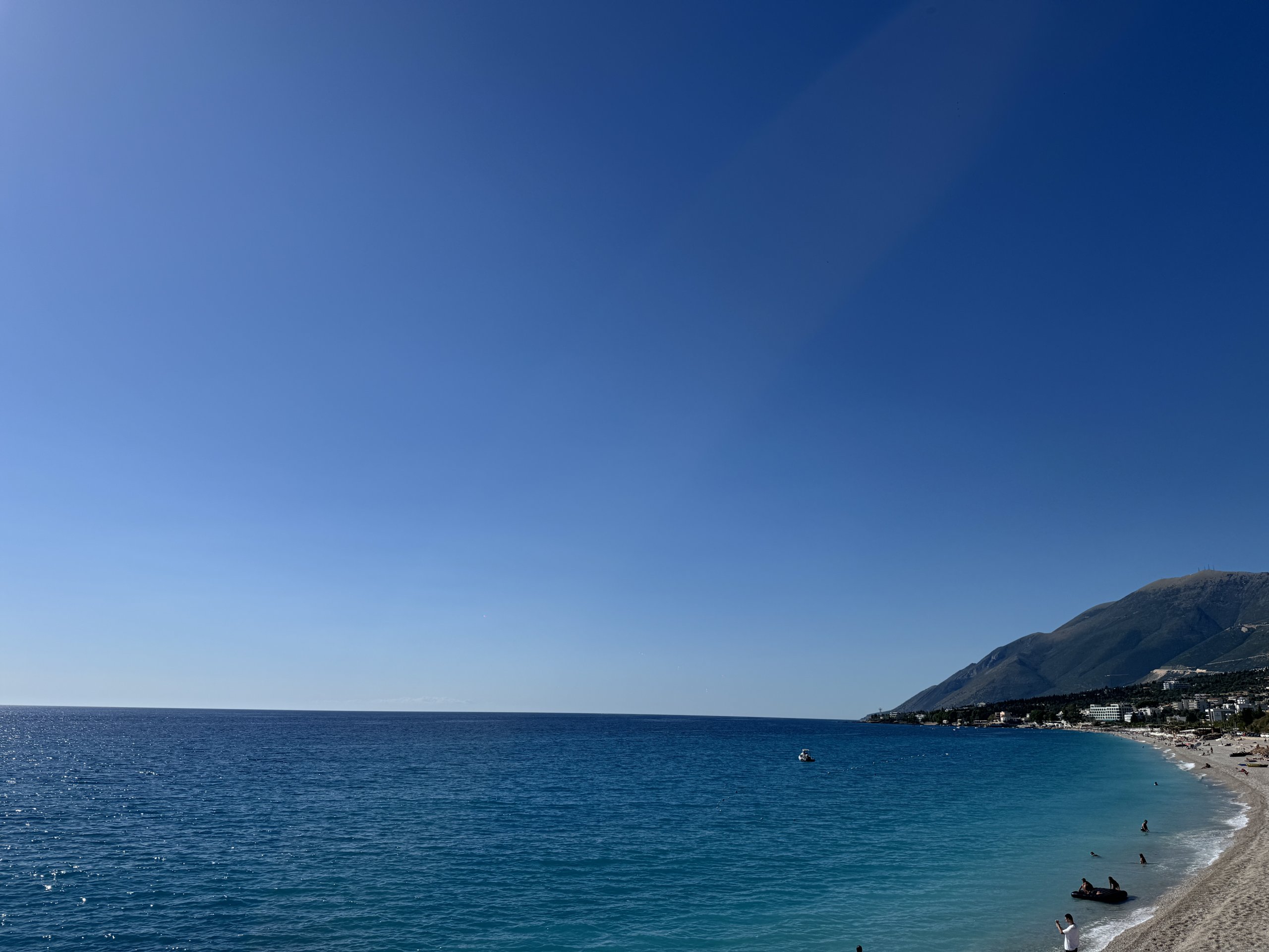 Albánie 2026: nové letiště mění realitní trh